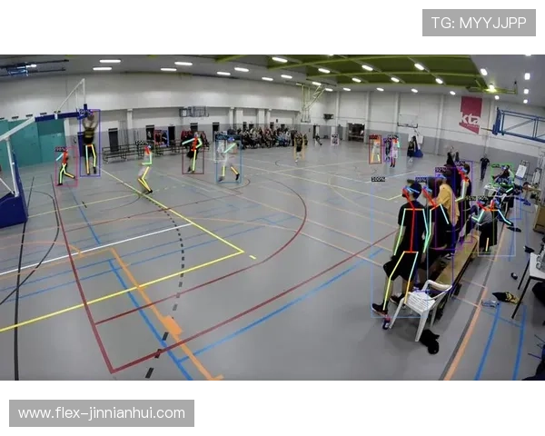 从篮球视角看足球比赛的独特理解与技巧分析