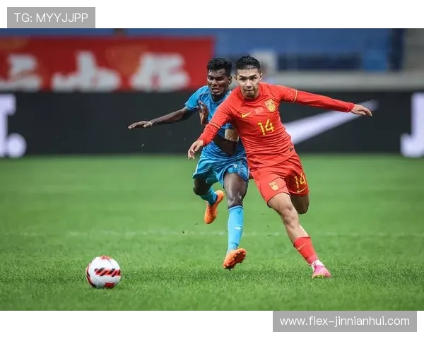 中国足球球星留洋日本球队掀起热潮促进中日足球交流与合作