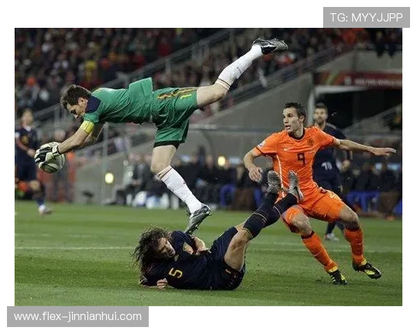 全球足球之巅：揭秘当今球星排名第一的荣耀与传奇